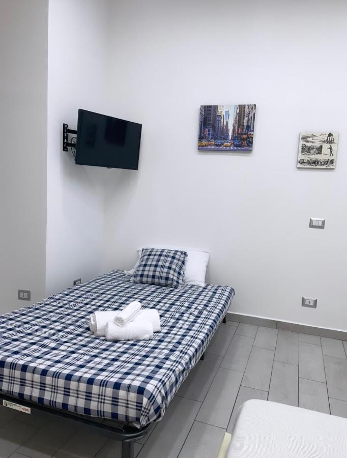Antonio'S House Apartment Napoli Bagian luar foto